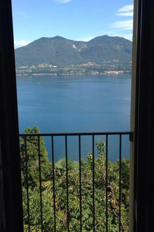 Residenza Le Camelie Appartement Oggebio Buitenkant foto