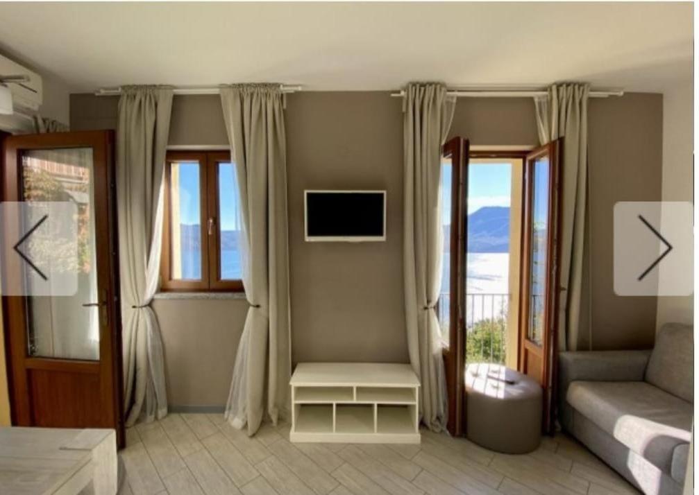 Residenza Le Camelie Appartement Oggebio Buitenkant foto