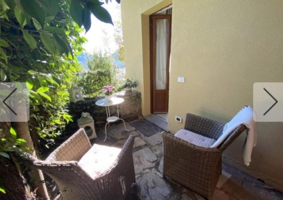 Residenza Le Camelie Appartement Oggebio Buitenkant foto