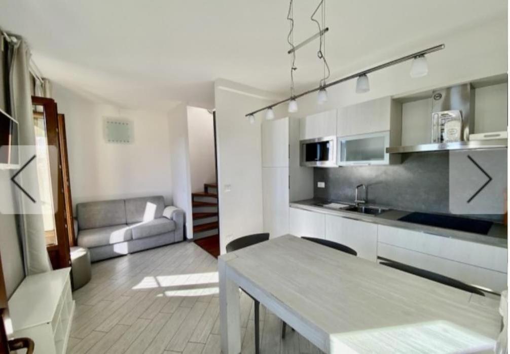 Residenza Le Camelie Appartement Oggebio Buitenkant foto