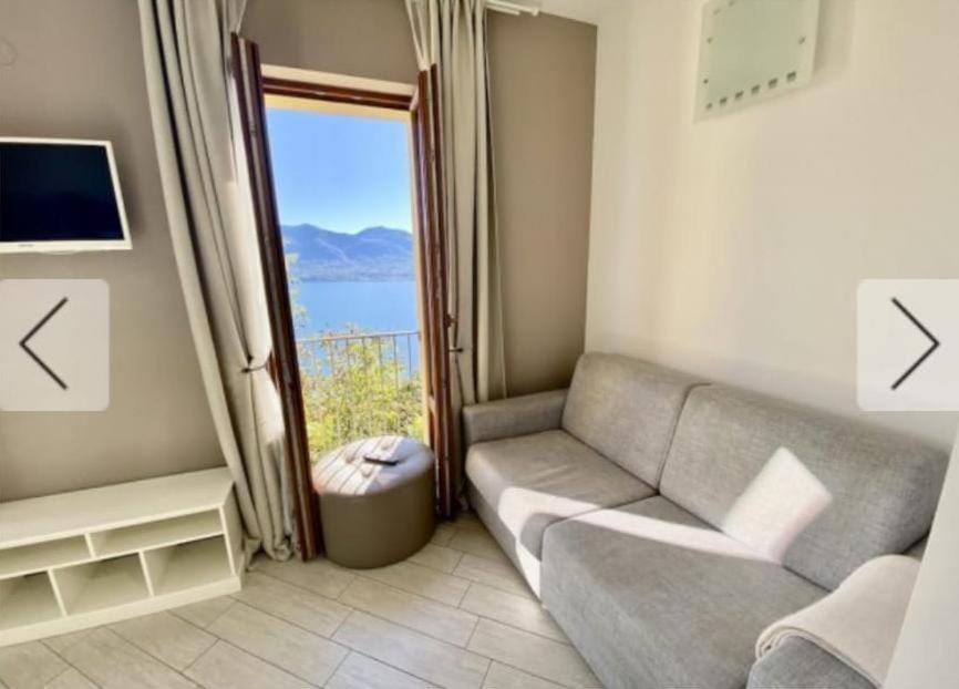 Residenza Le Camelie Appartement Oggebio Buitenkant foto